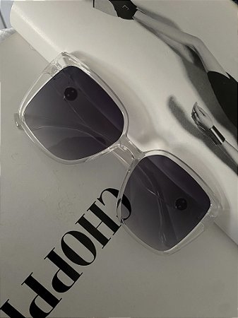 ÓCULOS FASHION OVERSIZED- ARMAÇÃO CRISTAL