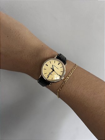 RELÓGIO CLASSIC- PRETO FUNDO DOURADO
