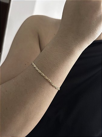 PULSEIRA TRANÇADA