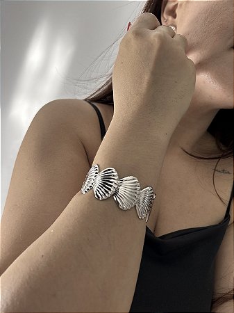 BRACELETE CONCHAS PRATEADAS