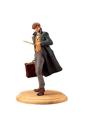Estátua Newt Scamander - Fantastic Beasts: The Crimes of Grindelwald - Artfx+ - Kotobukiya