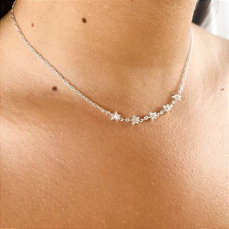 Colar com estrelas de zircônia