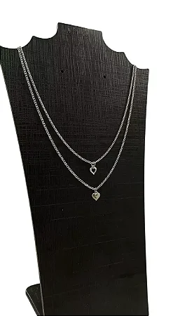 Colar Duplo Coração Vazado e Coração Cheio em Aço Inoxidável