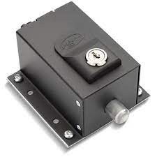 TRAVA DOG STEEL CUSTOM 220V (PRETA) PPA