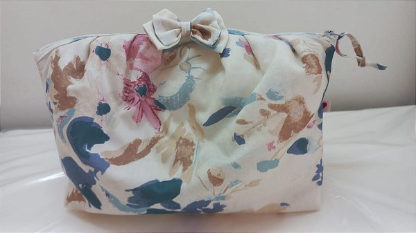 Necesserie Gorda Floral Colorido