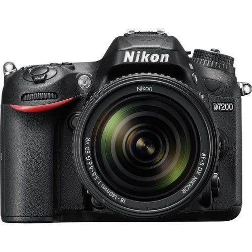 Camera Digital Nikon  D7200 c/lente 18-140mm   24.3MegaPixles