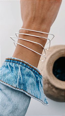 Bracelete quadrado