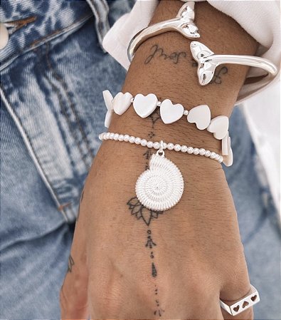 Pulseira coração em madrepérola