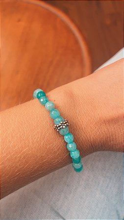 Pulseira Jade Amazonita com espassador de flor