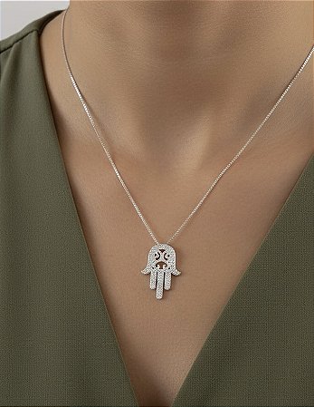 Colar Mão trabalhada