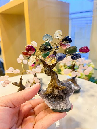 Árvore de cristal com base drusa de ametista - escolha o cristal