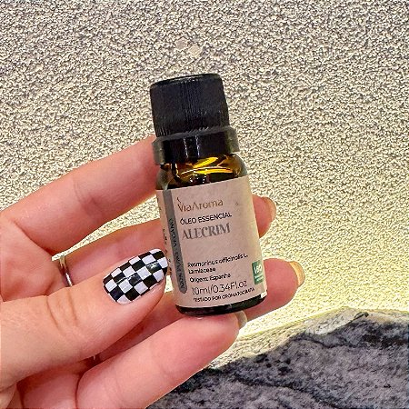 Óleo Essencial de Alecrim – Energia, Clareza e Vitalidade