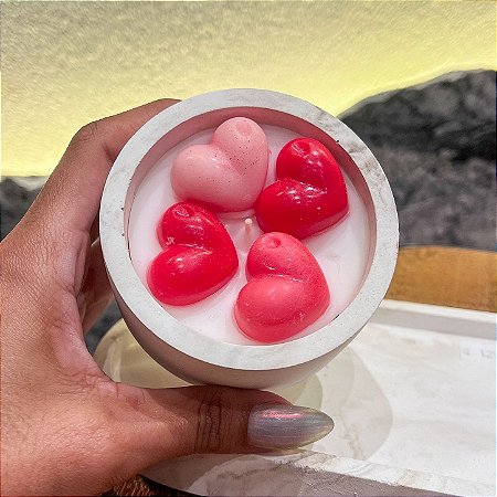 Vela Aromática com Bandeja Decorativa – Corações