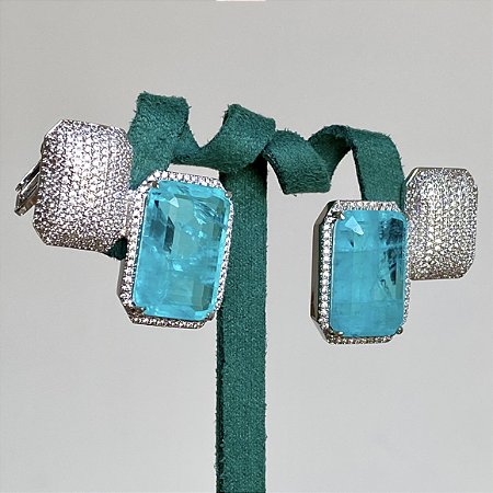 Brinco ear cuff dubai cravejado com zircônias na cor cristal e fusion (nas cores verde esmeralda ou turmalina azul) com banho de ródio branco