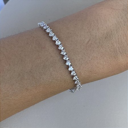 Pulseira Riviera Cravejada com Zircônias em Formato de Coração em Prata 925 com Banho de Ródio Branco