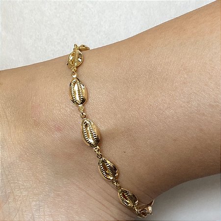Tornozeleira com 12 Búzios Lisos com Banho de Ouro 18k
