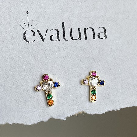 Brinco cruz cravejado com zircônias coloridas com banho de ouro 18k