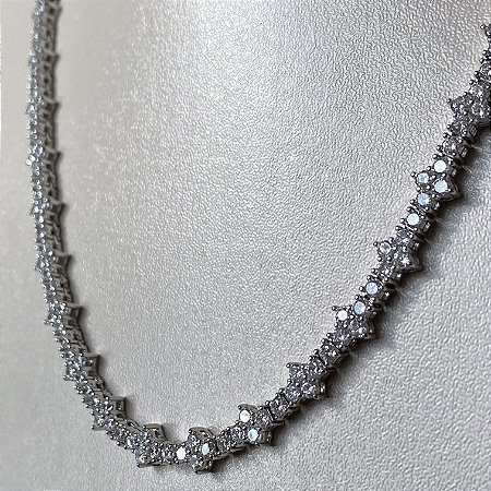 Colar riviera uva cravejada em 4 pontos com zircônias cristal de 2mm e 40cm de comprimento com banho de ródio branco