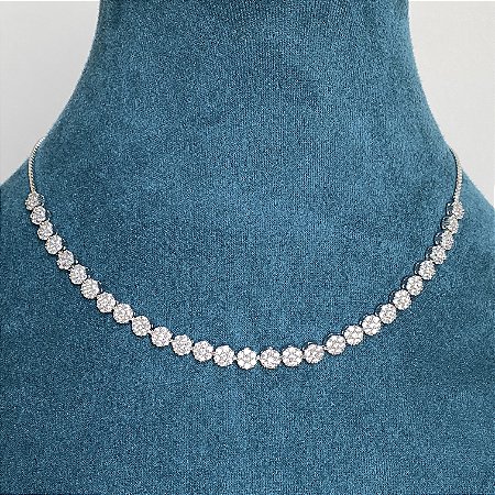 Colar riviera mini florzinhas cravejadas com zircônias na cor cristal fecho deslizante com banho de ródio branco
