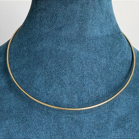 Colar aro gargantilha liso 42cm com banho de ouro 18k