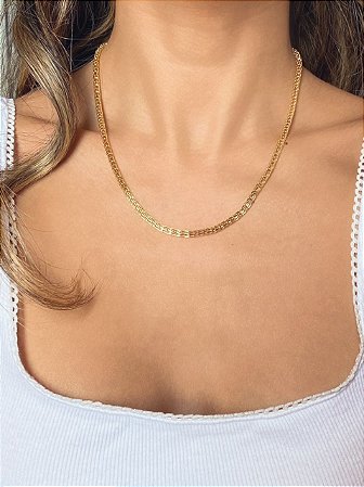 Colar rendado liso com banho de ouro 18k