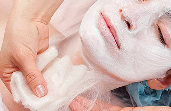 Revitalização Facial com Fios de Seda
