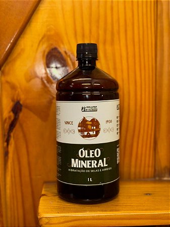 Óleo Mineral Para Hidratação De Selas e Arreios Em Couro (1 Litros)