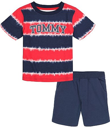 Conjunto menino camiseta e shorts infantil tommy Hilfiger - Koltrim Kids -  Loja de Roupas importadas para bebê e kids