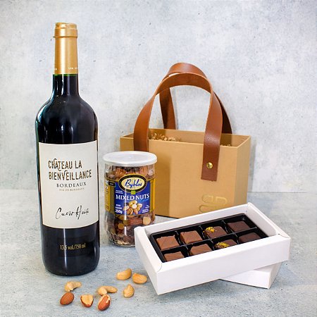 Kit Noite Perfeita -Vinho Bordeaux, Chocolate e Nuts