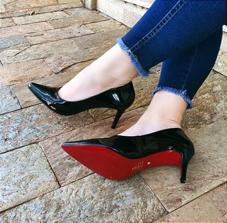Scarpin verniz preto solado vermelho salto 7cm - Florença Calçados: Loja de  Calçados Online