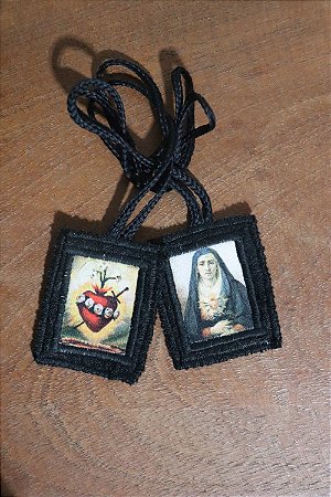 Escapulário preto de Nossa Senhora das Dores
