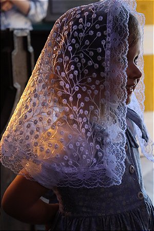 Véu branco floral infantil 2 - (2 a 4 anos)