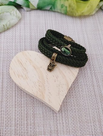 Pulseira de Corda Náutica Chata Verde Musgo de Três Voltas com Passante e Chaton Verde