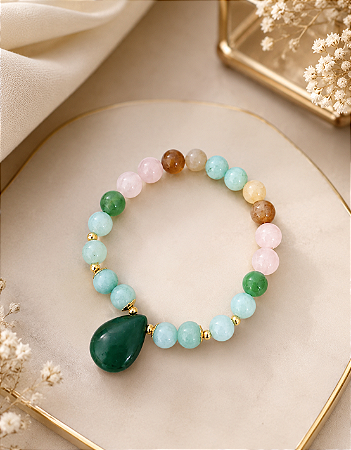 Pulseiras em Jade com Pingente Gota