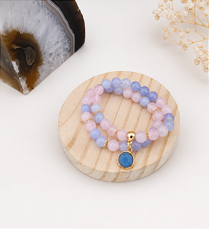 Pulseiras em Quartzo Natural Azul e Rosa com Pingente