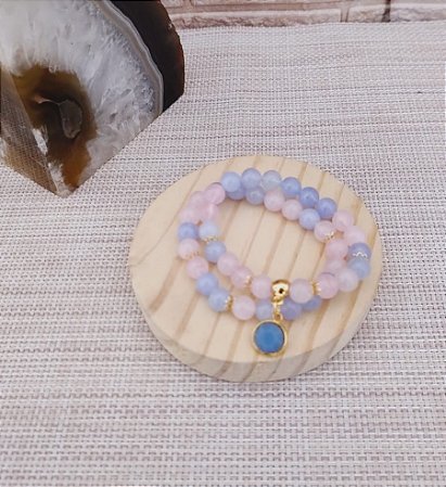 Pulseiras em Quartzo Natural Azul e Rosa com Pingente