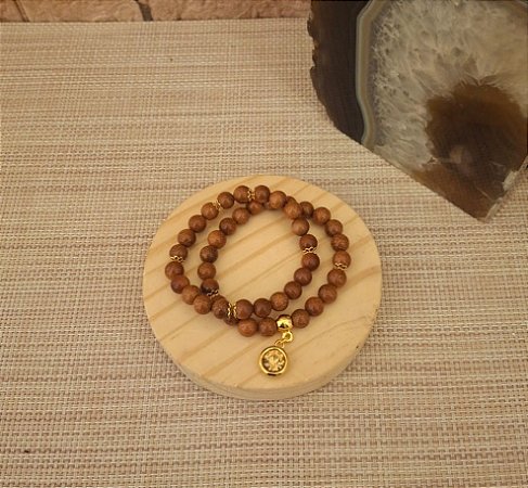 Pulseira em Pedra do Sol com Pingente de Strass