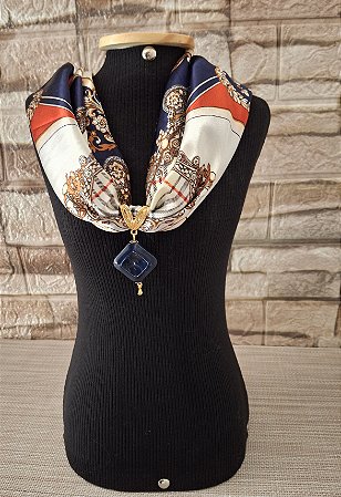 Colar de Lenço Estampado com Pingente Azul