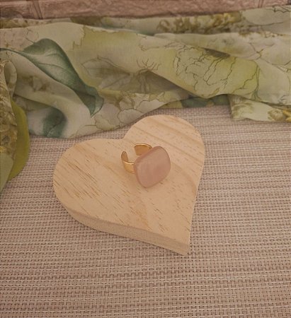 Anel Dourado com Resina Nude (nº 18)
