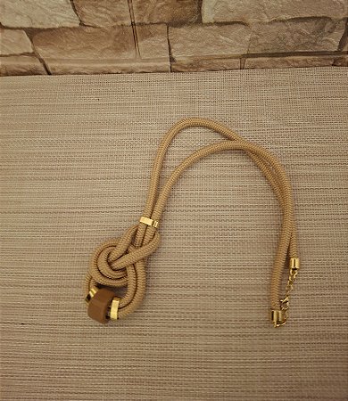 Colar de Corda Náutica Bege com Resina