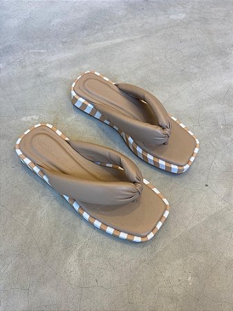 Flatform Betânia   - Bege