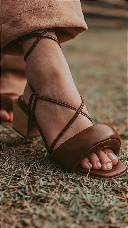 Sandalia Bia - chocolate