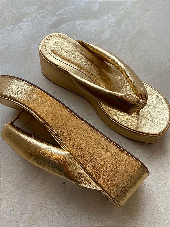 Flatform Mary