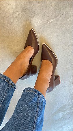 Scarpin Antonela - mogno