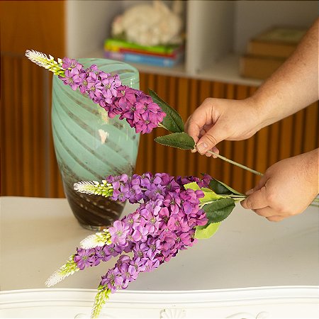 Flor Delphinium Roxo