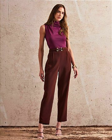 Calça Alfaiataria Fivela Resinada