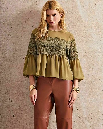Camisa Chiffon Renda