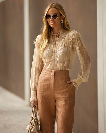 Camisa Renda Babados