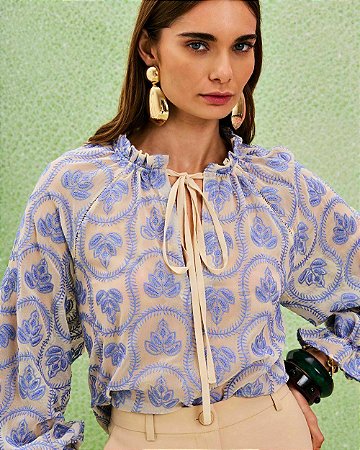 Camisa Chiffon Bordado