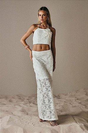 Conjunto Croche Saia Reta e Blusa Frente Única Detalhe Flor
